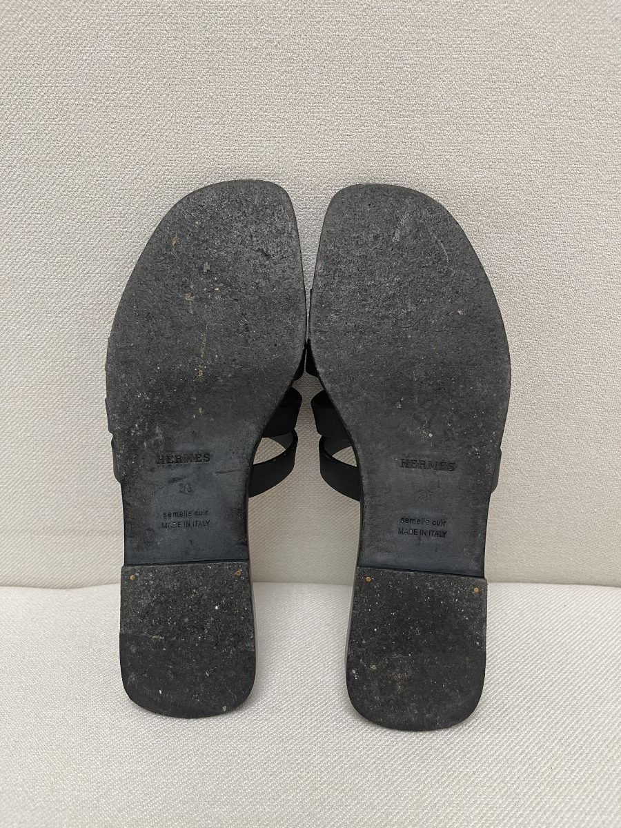 Hermes Amore Sandal Black Epsom - Image 2