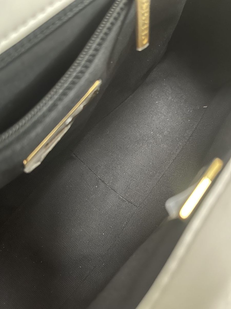 Chanel 19 White Lambskin Small Flap Bag - Image 15