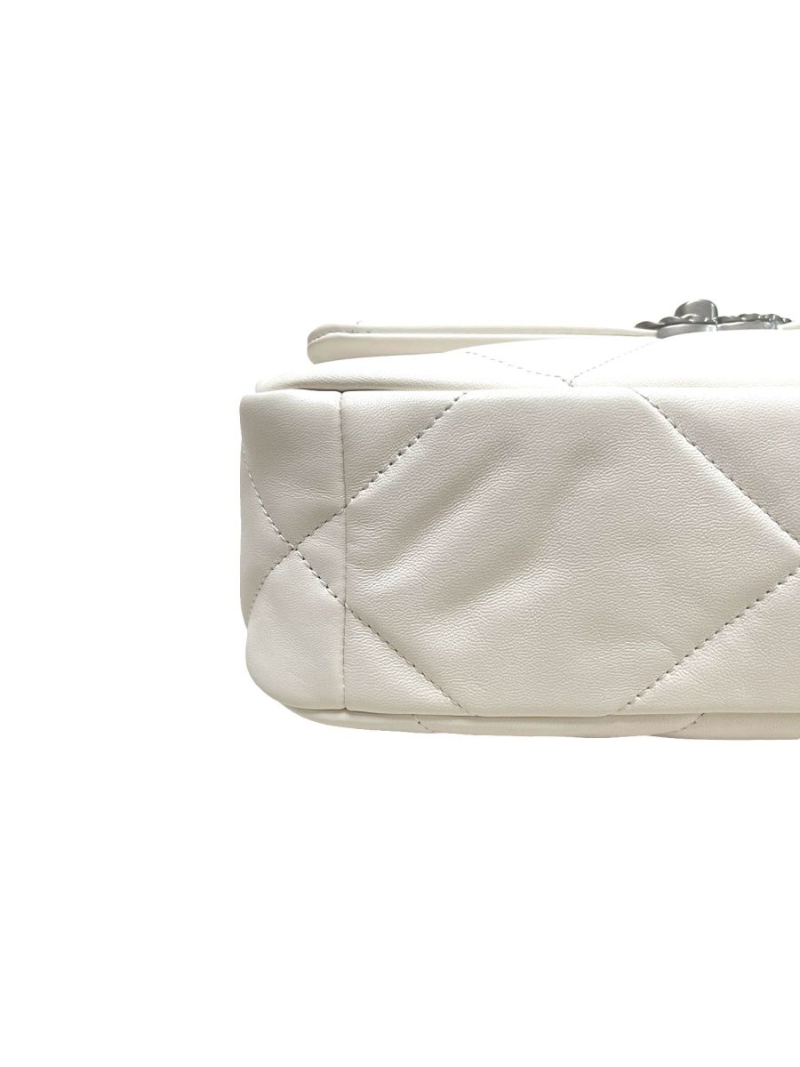 Chanel 19 White Lambskin Small Flap Bag - Image 8