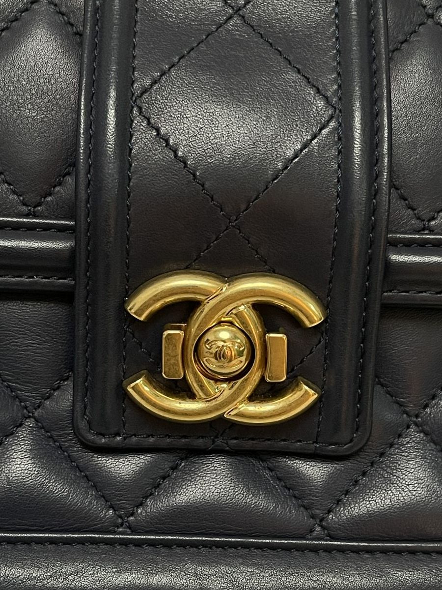 Chanel Elegant CC Medium Flap Dark Blue - Image 2