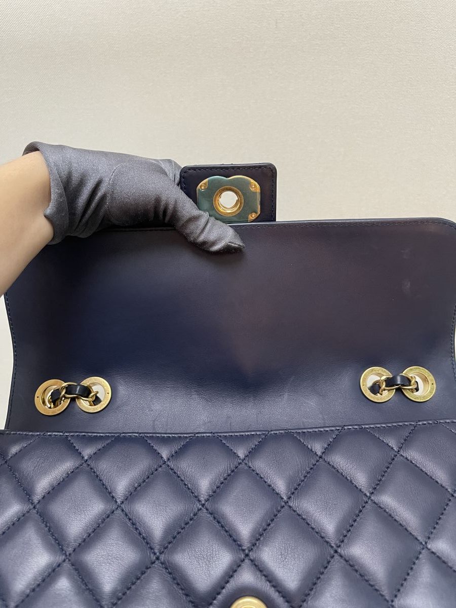 Chanel Elegant CC Medium Flap Dark Blue - Image 3