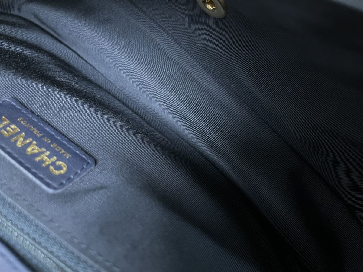 Chanel Elegant CC Medium Flap Dark Blue - Image 15