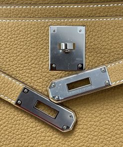 Alternative view of Hermes Kelly Depeches 25 Pouch Natural Sable Togo