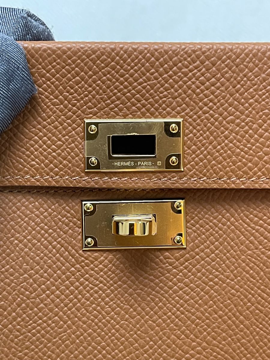 Hermes Kelly Multipocket To Go Pouch Gold Epsom - Image 7