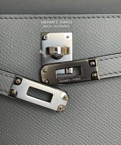 Alternative view of Hermes Kelly 20 Blue Glacier Epsom