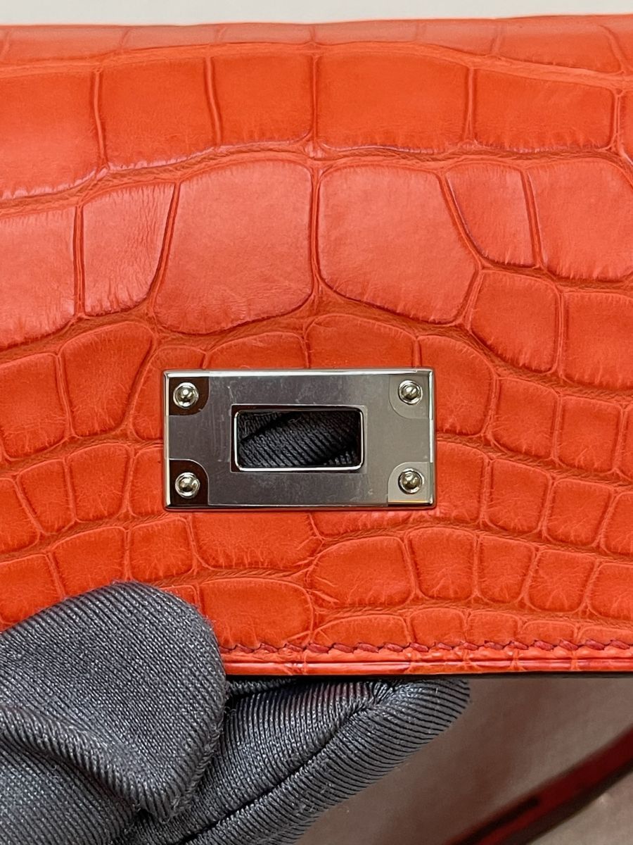 Kelly To Go Feu Matte Alligator - Image 3