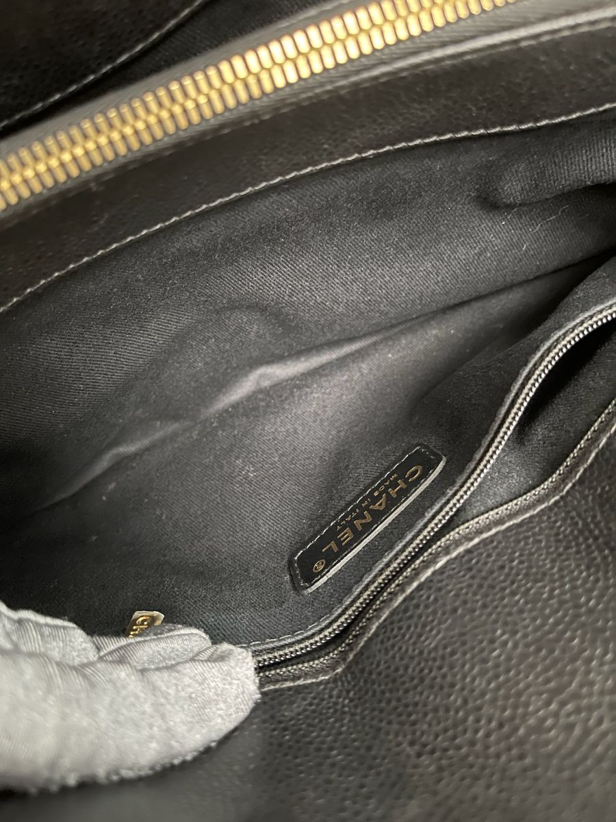 Chanel CC Timeless Black Caviar Grained Calfskin Tote Bag - Image 16